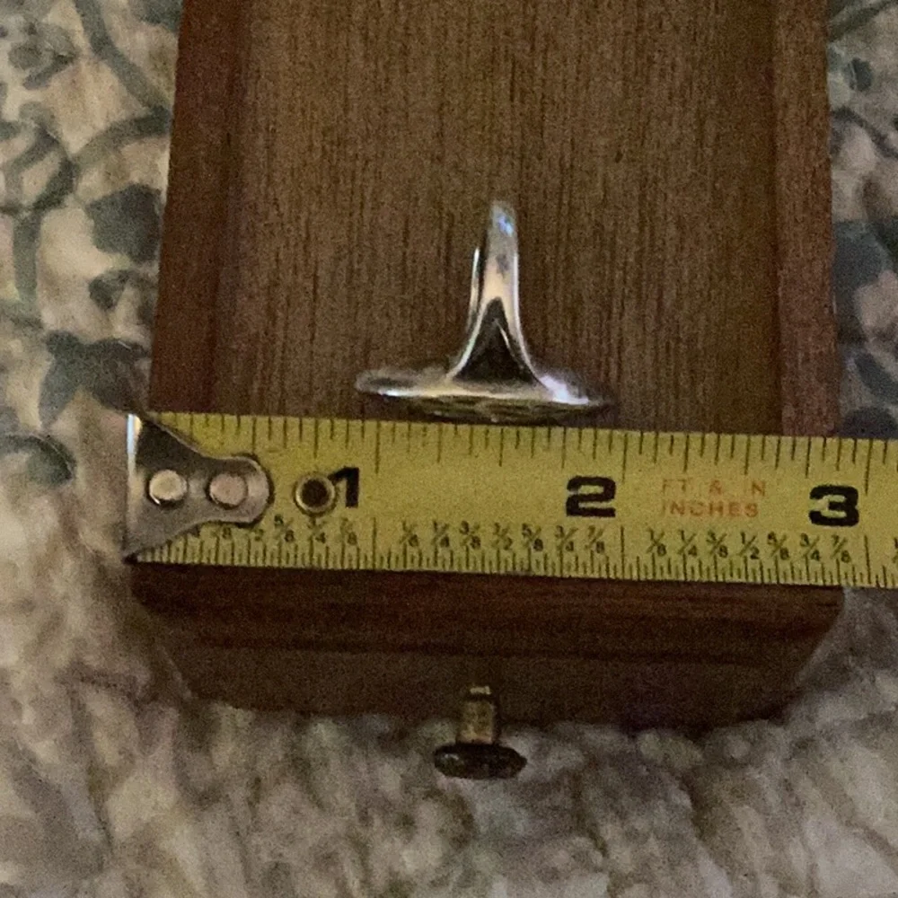 Eclectic Silver Tone Ring - Picture 3 of 4